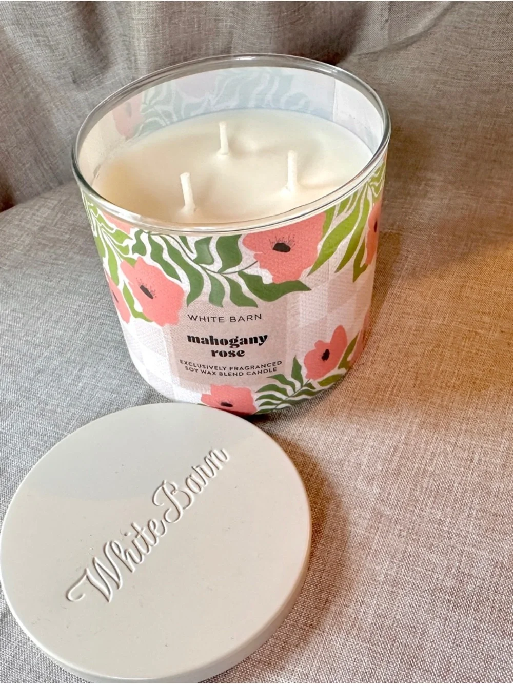 Bath & Body Works White Barn Mahogany Rose 3-Wick Candle - Picture 2 of 5